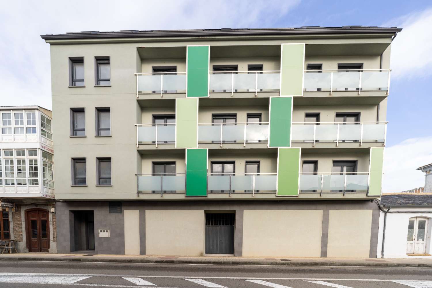 Residential building for sale in Lugo