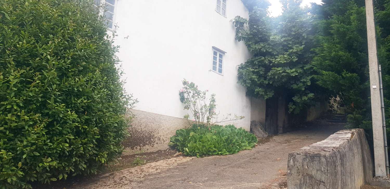 Casa en venda en Trabada