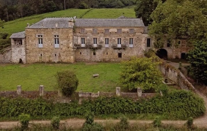 Villa en vente à Mondoñedo